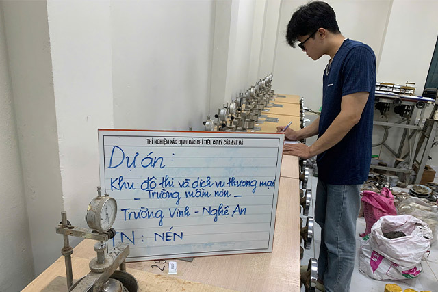 Phòng thí nghiệm xây dựng thumbnail